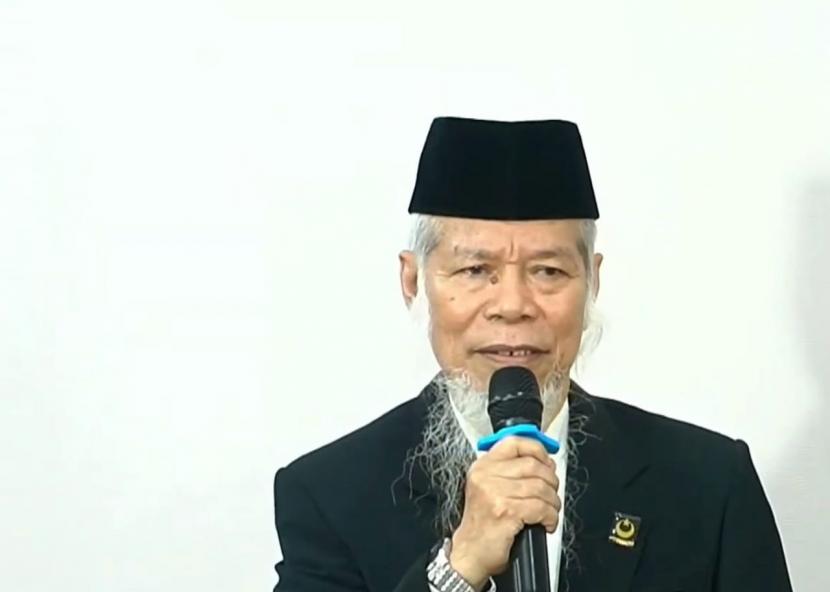 Ketua Majelis Syuro Partai Masyumi, Abdullah Hehamahua, dalam keterangan pers video pengumuman kepengurusan Partai Masyumi. 