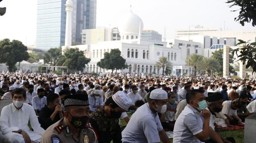 Al Azhar Mosque will host 15,000 worshipers at Eid al-Fitr prayer this year. (illustration)