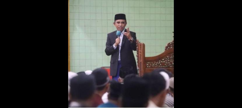 Ketua Masyarakat Cinta Masjid Indonesia (MCMI) Provinsi Sulteng Anwar Hafid 
