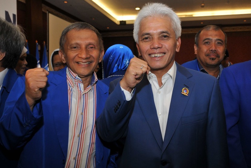 Ketua MPP PAn Amien Rais bersama Ketua Umum PAN Hatta Rajasa