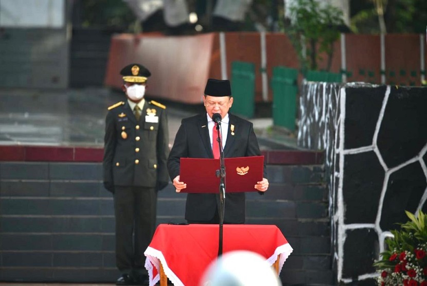 Ketua MPR Bambang Soesatyo atau Bamsoet membacakan Teks Pancasila, dalam upacara peringatan Hari Kesaktian Pancasila, di Jakarta, Kamis (1/10).