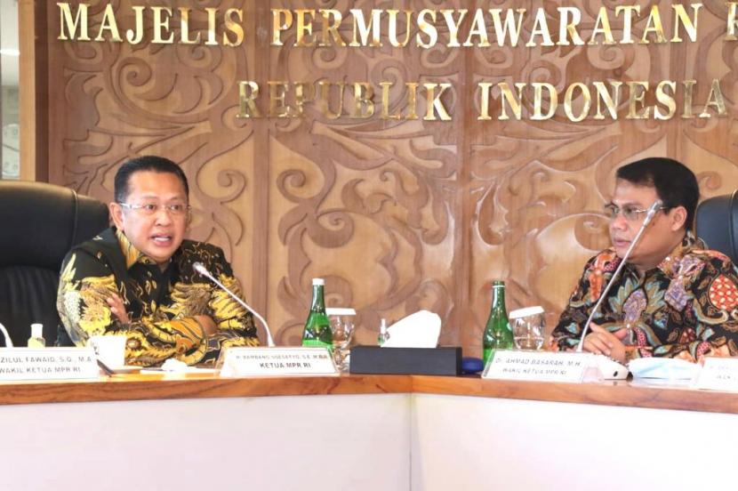 Ketua MPR Bambang Soesatyo dalam Rapat Pimpinan bersama Wakil Ketua MPR RI Ahmad Basarah, Arsul Sani, Jazilul Fawaid, Sekjen MPR RI Ma