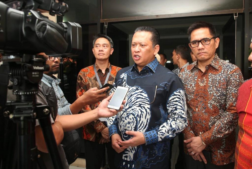 Ketua MPR Bambang Soesatyo usai membuka acara diskusi 