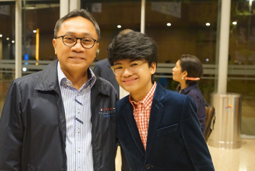 Ketua MPR bersama pianis muda Joey Alexander.