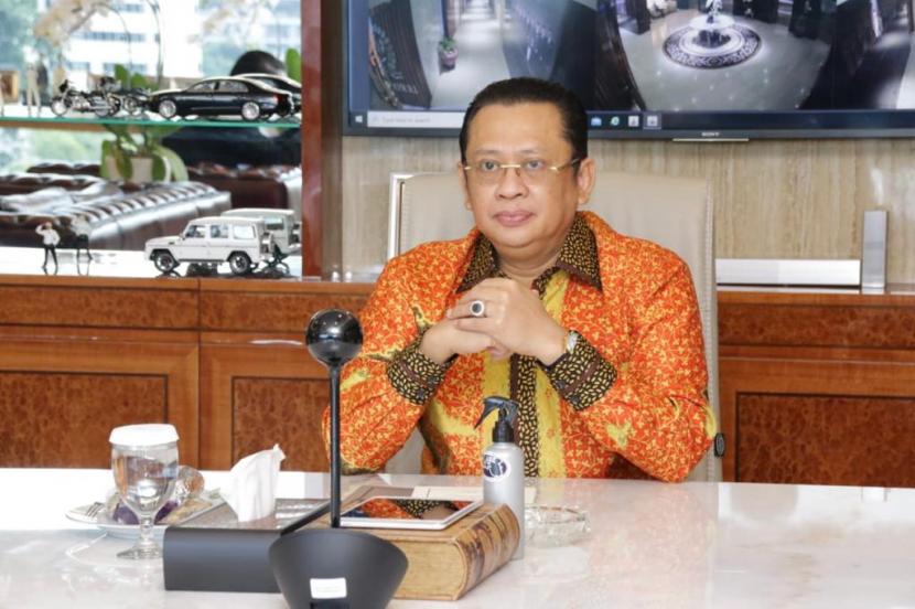 Ketua MPR Bambang Soesatyo (Bamsoet) memberikan sejumlah respons terkait isu-isu hangat.