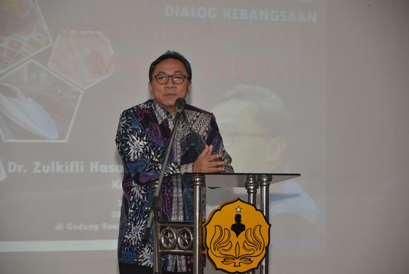 Ketua MPR RI Dr. Zulkifli Hasan, SE.,MM sampaikan tiga hal yang menjadi modal keberhasilan Indonesia  masa depan dihadapan mahasiswa Universitas Jenderal Soedirman (Unsoed), Kamis(3/9).