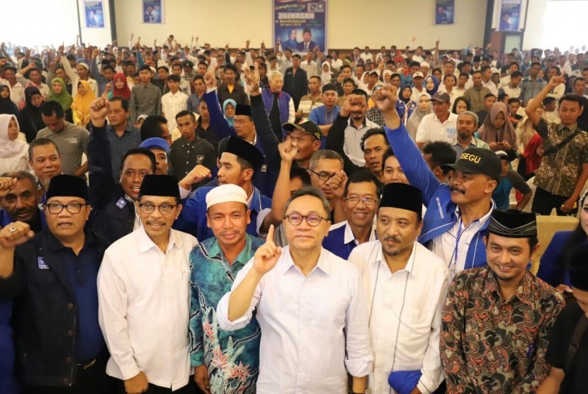 Ketua MPR RI sekaligus Ketua Umum Partai Amanat Nasional (PAN), Zulkifli Hasan melakukan kunjungan ke Bondowoso, Jawa Timur, Kamis (26/4).
