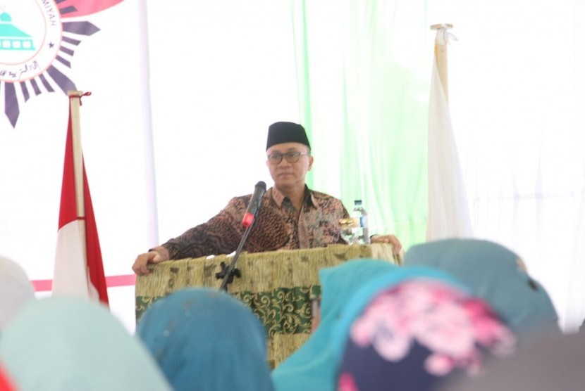 Ketua MPR RI, Zulkifli Hasan, menyampaikan pidato kebangsaan di hadapan Pengurus Persatuan Tarbiyah Islamiyah (Tarbiyah Perti) Aceh di Kabupaten Aceh Besar, Selasa (8/8).