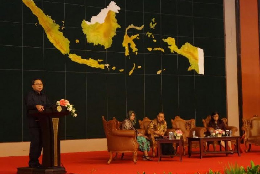Ketua MPR RI Zulkifli Hasan saat membuka  'Masa Depan Nasionalisme Indonesia: Kedaulatan, Kebangsaan, Kewarganegaraan, dan Kepempinan