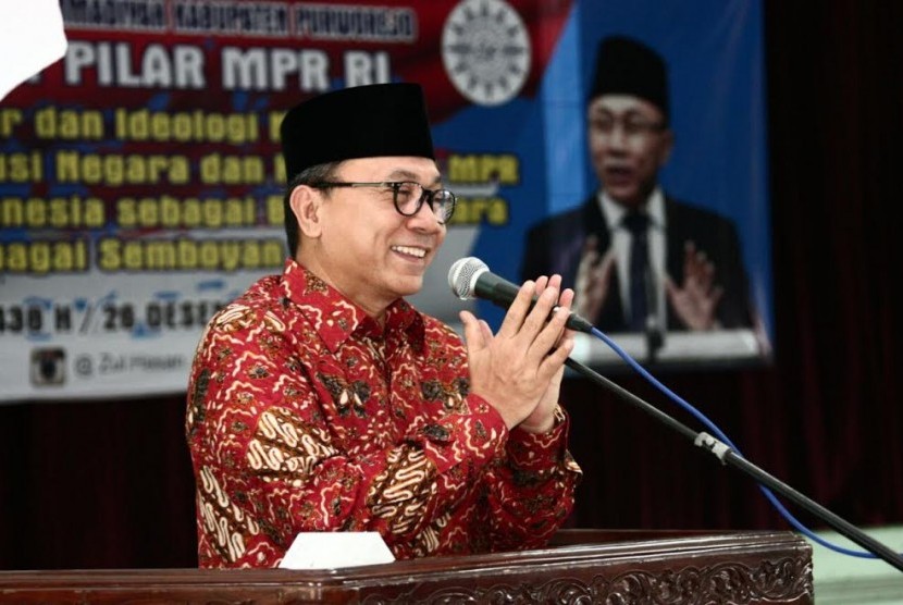 The Chairman of the People’s Consultative Assembly of Indonesian Republic, Zulkifli Hasan, asked for evaluation of the visa-free policy for 169 countries.  