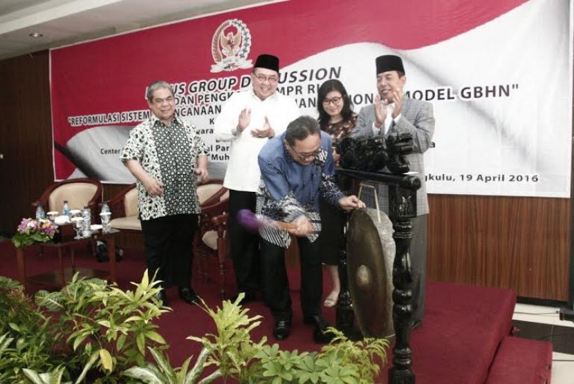Ketua MPR Zulkifli Hasan membuka FGD dan sosialisasi empat pilar di Bengkulu.