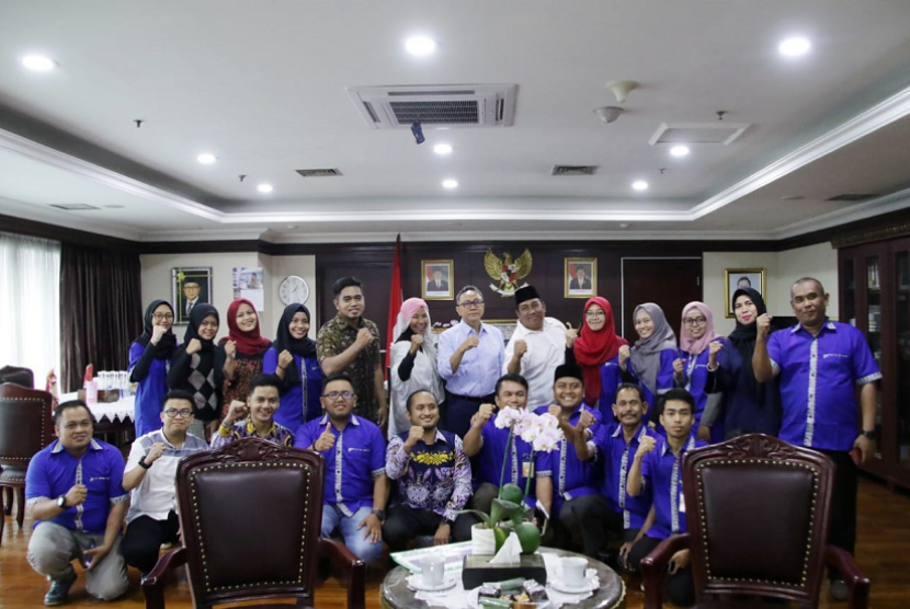 Ketua MPR Zulkifli Hasan menerima kehadiran HIPMI PT di Gedung MPR, Jakarta.