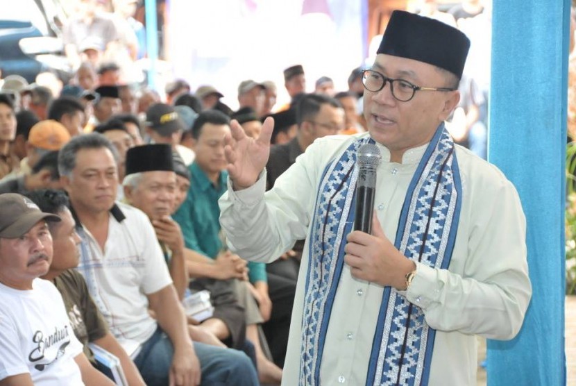 Ketua MPR Zulkifli Hasan saat safari Ramadhan di Lampung