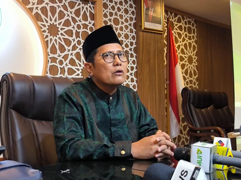 Ketua MUI Bidang Dakwah dan Ukhuwah, KH Muhammad Cholil Nafis di Kantor MUI Pusat, Kamis (15/8/2024). 