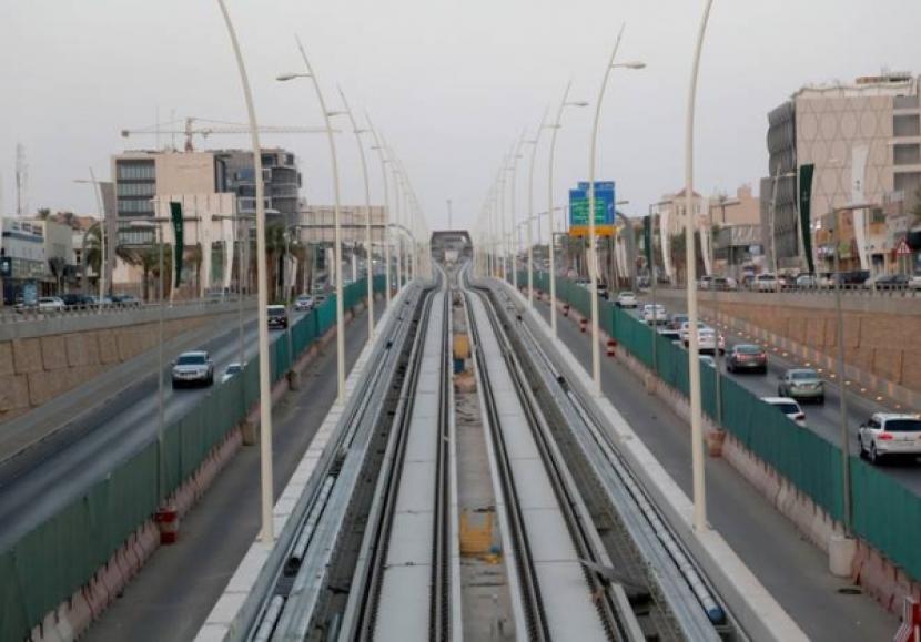 Ketua Otoritas Umum Transportasi (TGA) Arab Saudi Rumaih Al-Rumaih mengatakan sistem angkutan cepat Riyadh Metro sedang dalam tahap akhir. Angkutan Cepat Riyadh Metro Segera Rampung