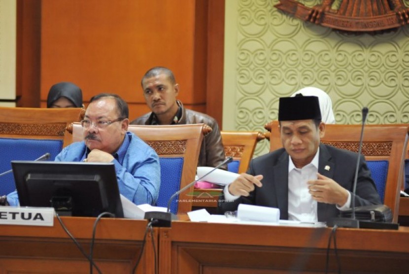 Ketua Pansus RUU Terorisme Muhammad Syafi’i memimpin Rapat Tim Perumus RUU Terorisme di Gedung DPR. 