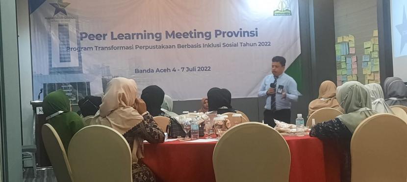 Ketua Pengurus Daerah Ikatan Pustakawan Indonesia (PD-IPI) Aceh, Nazaruddin Musa MLIS  menjadi narasumber Peer Learning Meeting (PLM) Provinsi Aceh yang dilaksanakan oleh Perpustakaan Nasional RI dan DPKA, di Kyriad Hotel Muraya Aceh, Banda Aceh, beberapa waktu lalu.
