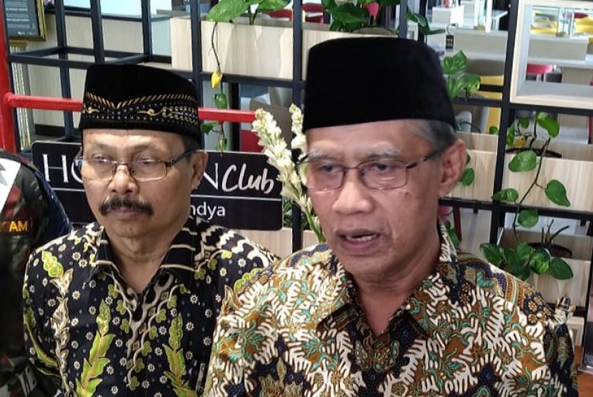 Ketua Pengurus Pusat (PP) Muhammadiyah, Dr H Haedar Nashir MSi usai membuka Rakornas Majelis Pelayanan Sosial dan Amal Usaha Muhammadiyah 2019, di Semarang, Kamis (4/7). 