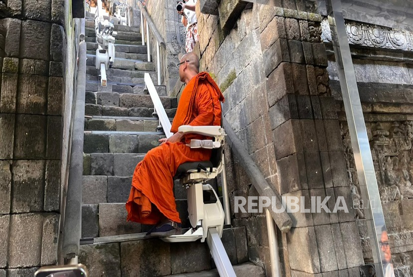 Setelah Kunjungan Presiden Prabowo dan Macron, Bagaimana Nasib Stairlift Candi Borobudur?