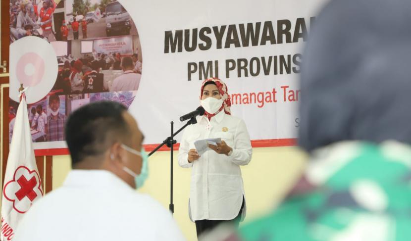 Ketua PMI Provinsi Banten Ratu Tatu Chasanah saat Musyawarah Kerja (Muker) PMI Banten di Kota Serang, Rabu (27/1). 