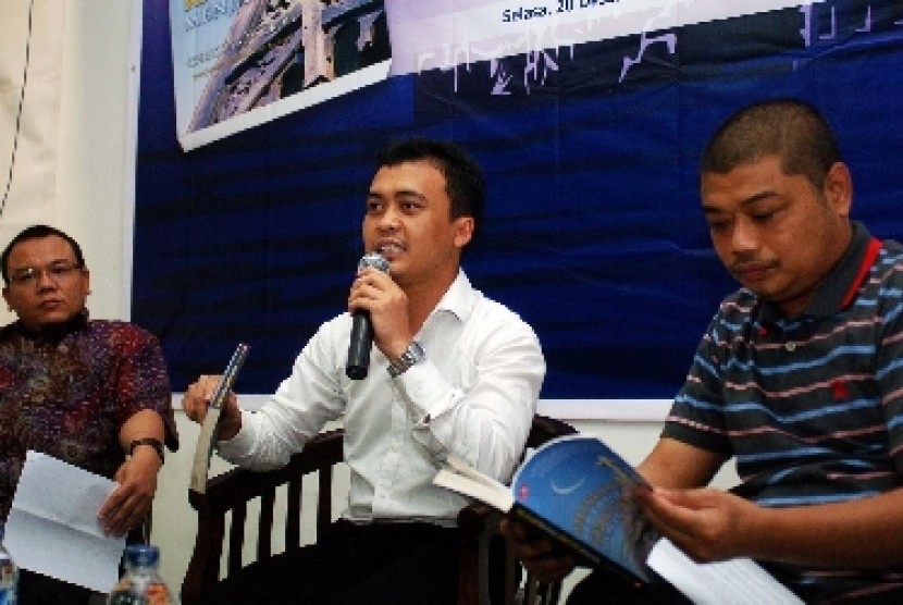 Ketua PP Pemuda Muhammdiyah, Saleh Daulay (kiri).