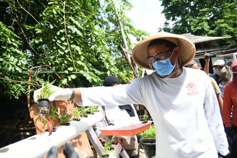 Ketua Relawan Indonesia Bersatu Sandiaga Uno