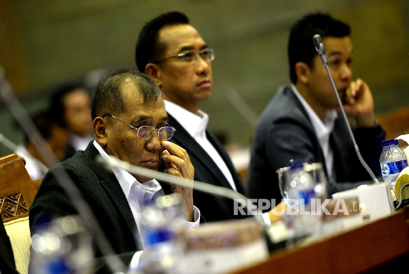 Ketua Satlak Prima Achmad Soetjipto mengikuti rapat dengar pendapat bersama Komisi X DPR RI di Komplek Parlemen Senayan, Jakarta, Selasa (19/1).