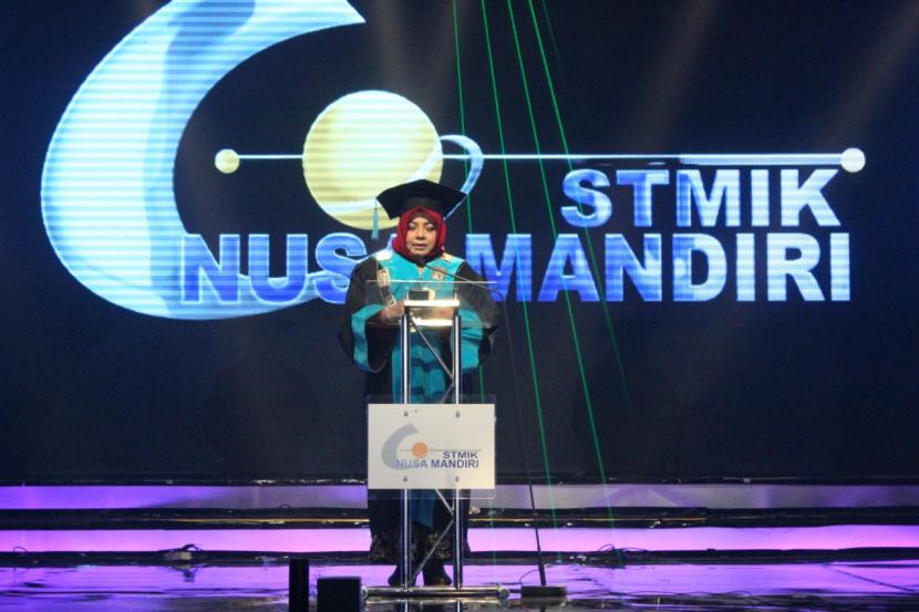 Ketua STMIK Nusa Mandiri, Dr Dwiza Riana.