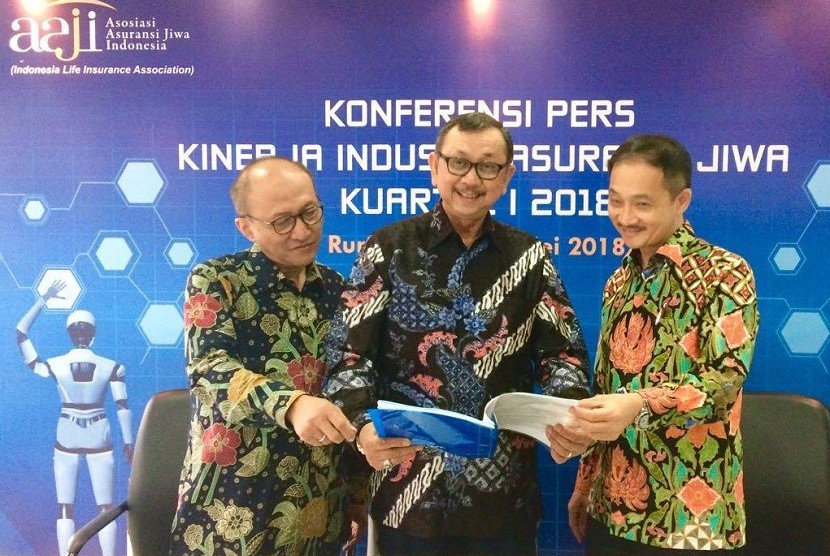 Ketua Umum Asosiasi Asuransi Jiwa Indonesia (AAJI) Hendrisman Rahim memaparkan kinerja industri asuransi jiwa pada kuartal I 2018.