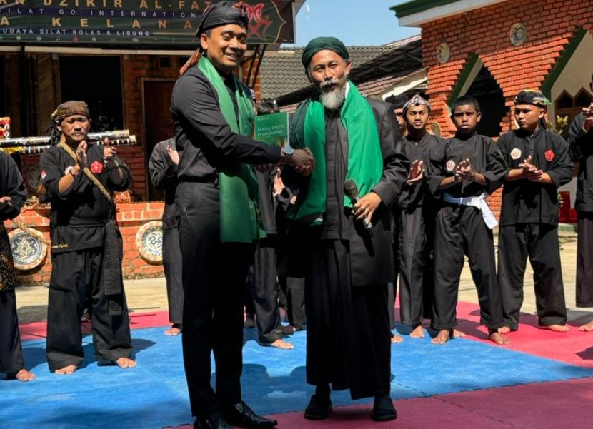 Ketua Umum Asosiasi Museum Indonesia (AMI), Putu Supadma Rudana melakukan kunjungan ke Museum Prabu Siliwangi di Pondok Pesantren Dzikir Al-Fath Kelurahan Karang Tengah, Kota Sukabumi, Jawa Barat. 