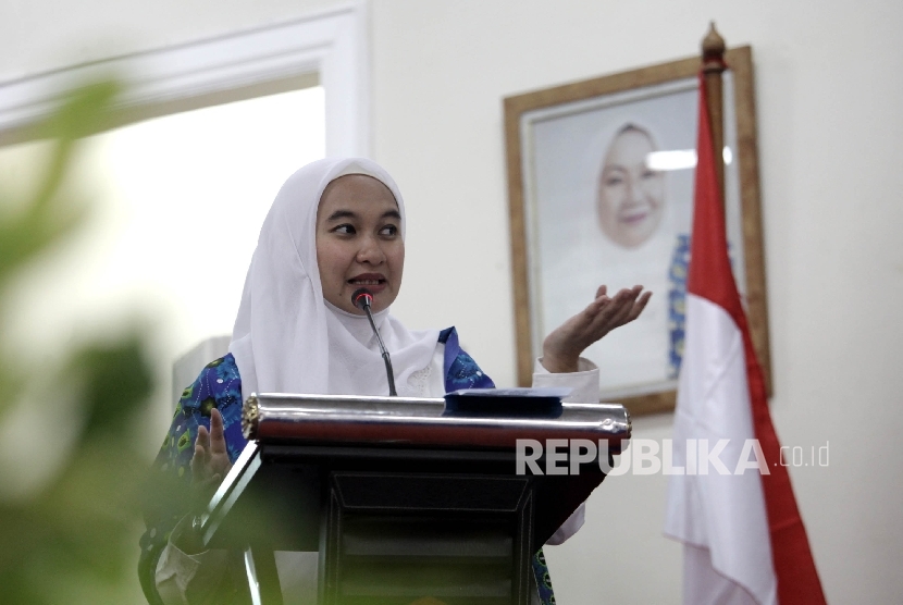 Ketua umum Badan Kontak Majelis Taklim (BKMT) Syifa Fauzia 