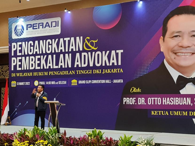 Pengacara kondang Otto Hasibuan gabung sebagai wakil ketua Tim Kemenangan Nasional (TKN) Prabowo-Gibran.