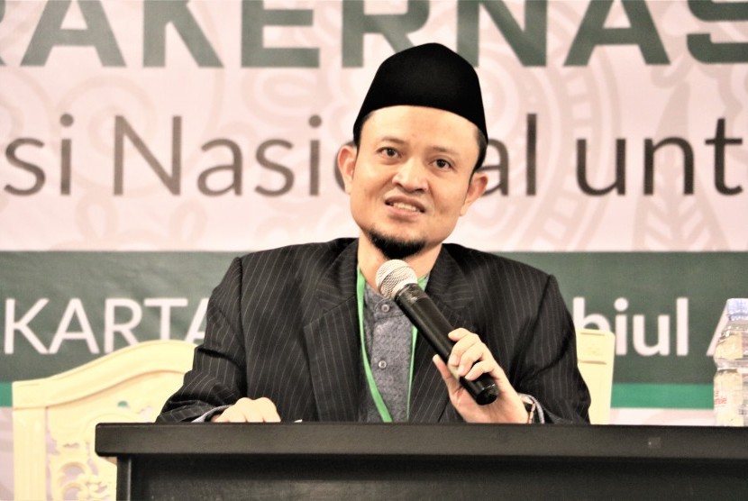 Ketua Umum DPP Hidayatullah, Dr Nashirul Haq Lc, MA menutup Rakernas, Kamis (19/12).