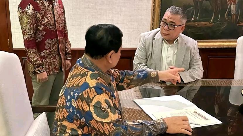 Ketua Umum DPP Partai Gerindra Prabowo Subianto mendukung Waketum DPP Partai Nasdem Ahmad Ali menjadi cagub Sulawesi Tengah.