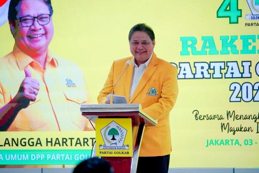 Ketua Umum DPP Partai Golkar, Airlangga Hartarto digoyang isu Munaslub Golkar. (foto ilustrasi)