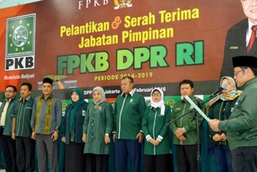 Ketua Umum DPP PKB melantik pengurus baru FPKB DPR-RI, Rabu (24/2)