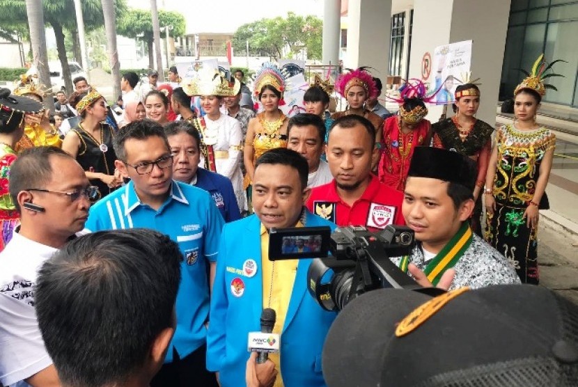    Ketua Umum Dewan Pengurus Pusat (DPP) Komite Nasional Pemuda Indonesia (KNPI), Haris Pertama, menegaskan organisasinya ikut dalam massa demo Kantor PDIP 