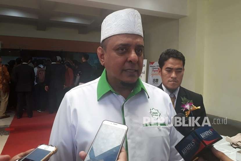 Ketua Umum GNPF Ulama Yusuf Martak hadir di Konsolidasi Nasional PKS, di Hotel Bumi Wiyata, Depok, Jawa Barat, Ahad (14/10). 