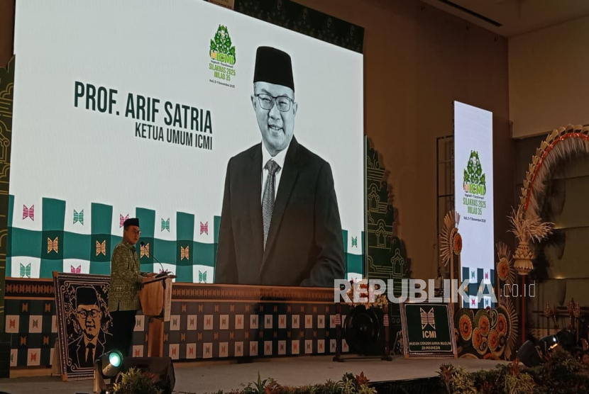 Ketua Umum Ikatan Cendekiawan Muslim se-Indonesia (ICMI) Arief Satria.