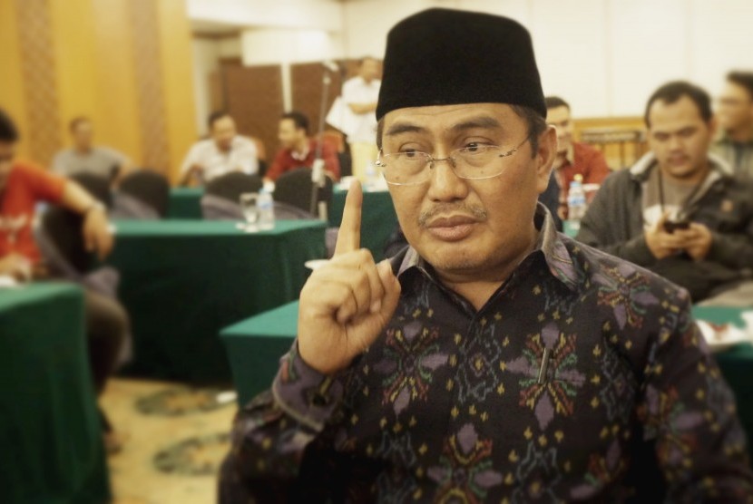 Ketua Umum Ikatan Cendikiawan Muslim Indonesia (ICMI) Jimly Asshidiqie 