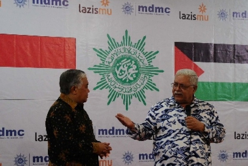 Ketua Umum Muhammadiyah Din Syamsuddin bersama Dubes Palestina untuk Indonesia Fariz N Mehdawi di kantor PP Muhammadiyah, Selasa(7/9).