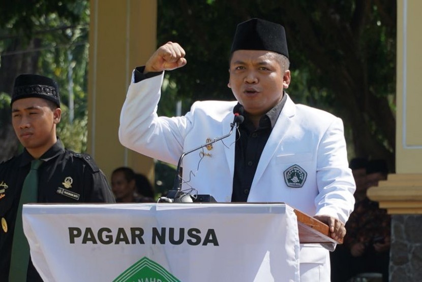  Anggota Komisi IX Dewan Perwakilan Rakyat (DPR) RI Muchamad Nabil Haroen atau Gus Nabil meminta pemerintah untuk peduli pekerja migran Indonesia 