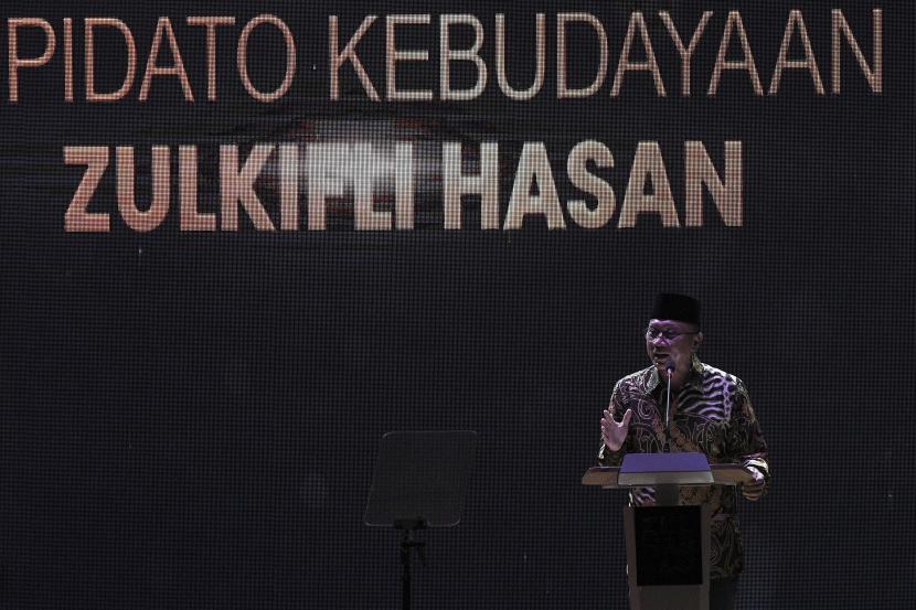 Ketua Umum PAN Zulkifli Hasan. Menurutnya, perombakan atau reshuffle merupakan hak prerogatif dari Presiden Joko Widodo.
