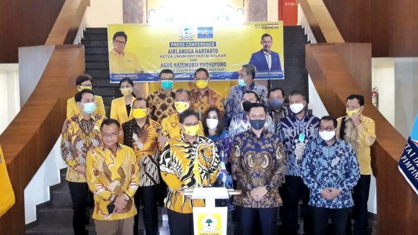 Ketua Umum Partai Demokrat, Agus Harimurti Yudhoyono (AHY) bersama sejumlah pengurus DPP menyambangi kantor DPP Partai Golkar, Jakarta, Kamis (25/6).