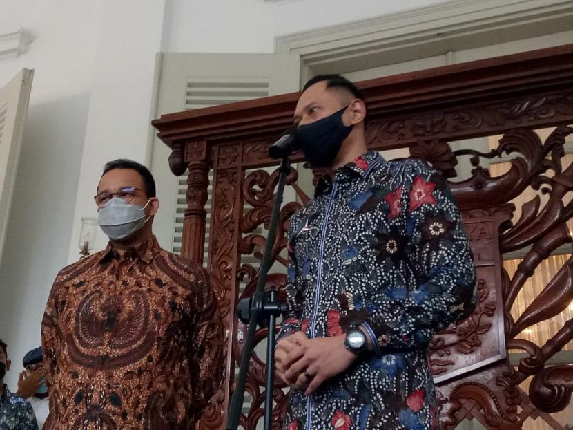 Ketua Umum Partai Demokrat Agus Harimurti Yudhoyono (AHY) menemui Gubernur DKI Jakarta Anies Rasyid Baswedan di Balai Kota Jakarta, Kamis (6/5).