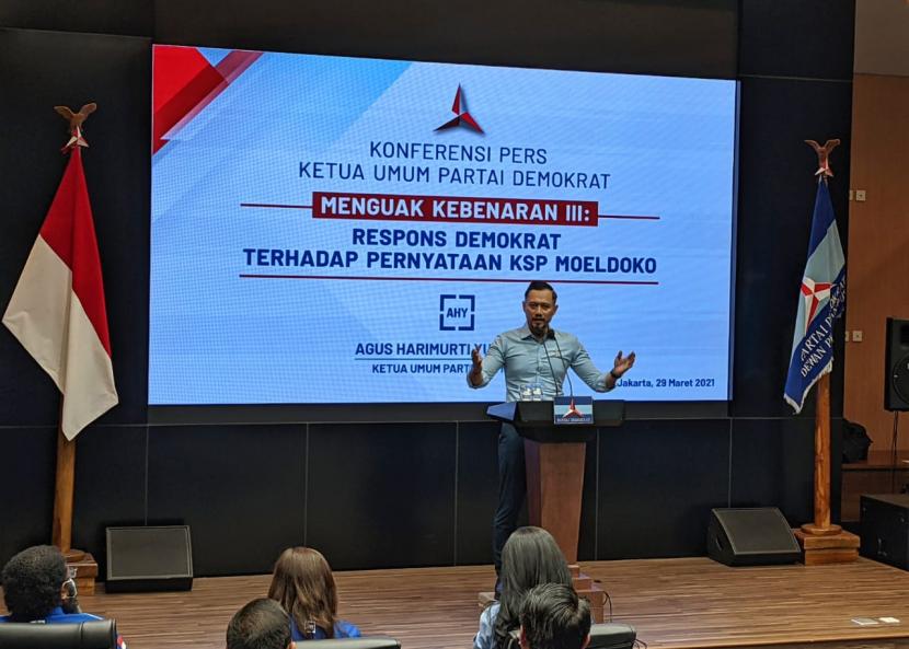 Ketua Umum Partai Demokrat, Agus Harimurti Yudhoyono di Kantor DPP Partai Demokrat, Jakarta, Senin (29/3).