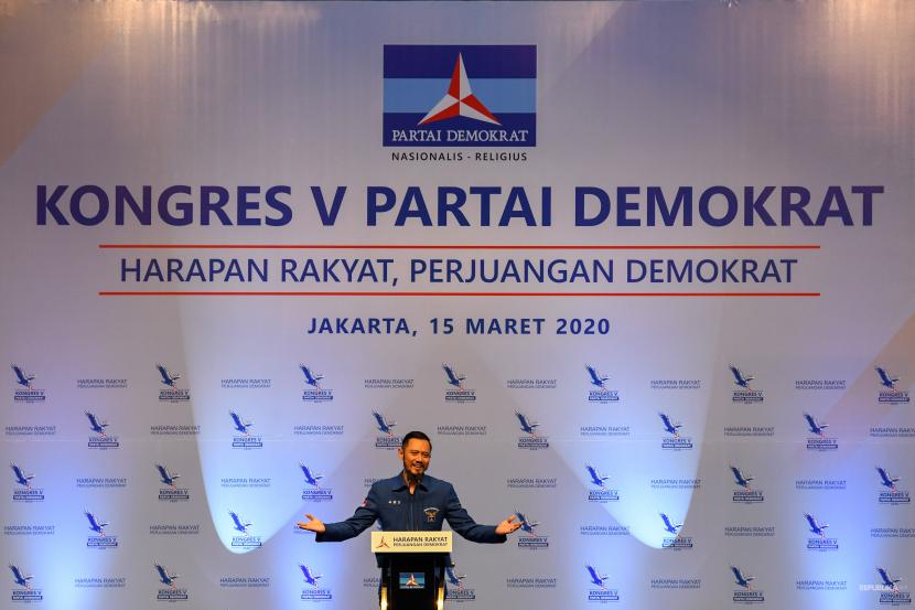 Ketua Umum Partai Demokrat yang baru, Agus Harimurti Yudhoyono (AHY) menyampaikan pidato saat Kongres V Partai Demokrat di Jakarta, Ahad (15/3/2020). (Antara/M Risyal Hidayat)