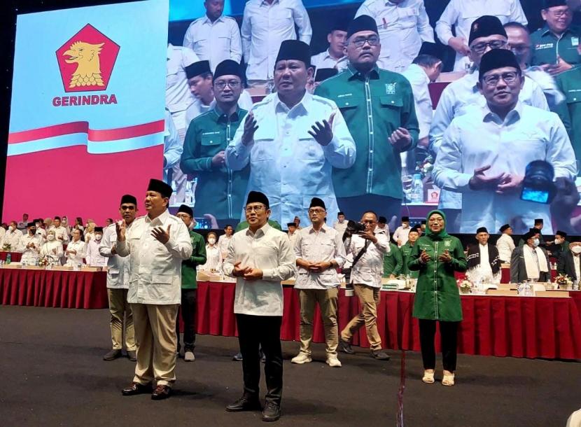 Ketua Umum Partai Gerindra Prabowo Subianto dan Ketua Umum PKB Abdul Muhaimin Iskandar resmi meneken piagam deklarasi kerja sama politik di Sentul International Convention Center (SICC), Kabupaten Bogor, Sabtu (13/8).