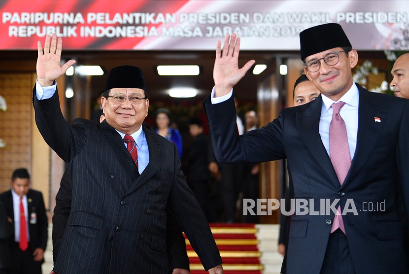 Ketua Umum Partai Gerindra Prabowo Subianto (kiri) bersama Sandiaga Uno. Sufmi Dasco ingatkan Sandiaga Uno bahwa Prabowo merupakan calon presiden Gerindra.