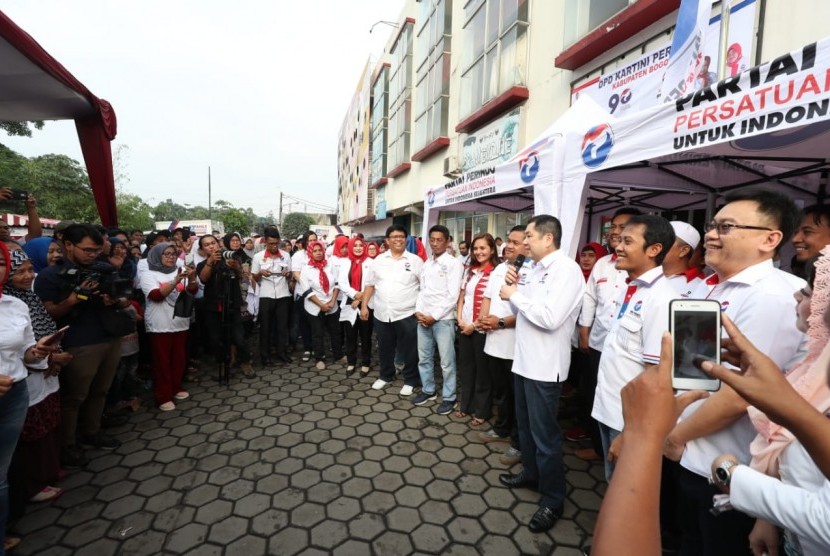 Ketua Umum Partai Perindo Hary Tanoesoedibjo memimpin konsolidasi Caleg Partai Perindo di Kabupaten Bogor.